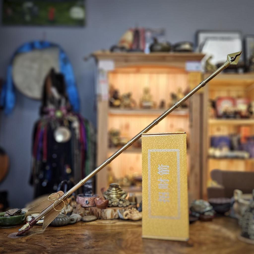 Бронзовая священная стрела