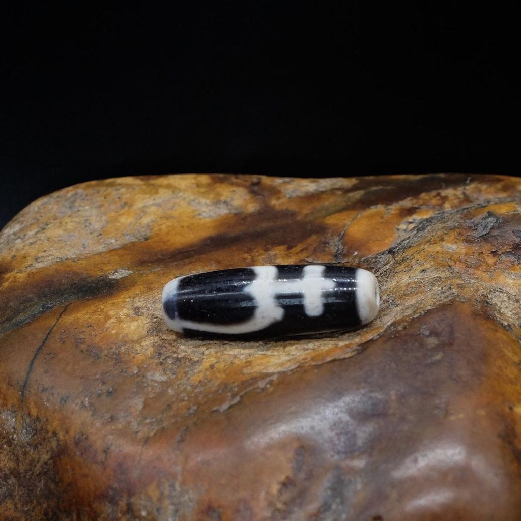 Бусина Дзи Сосуд Долголетия N°10