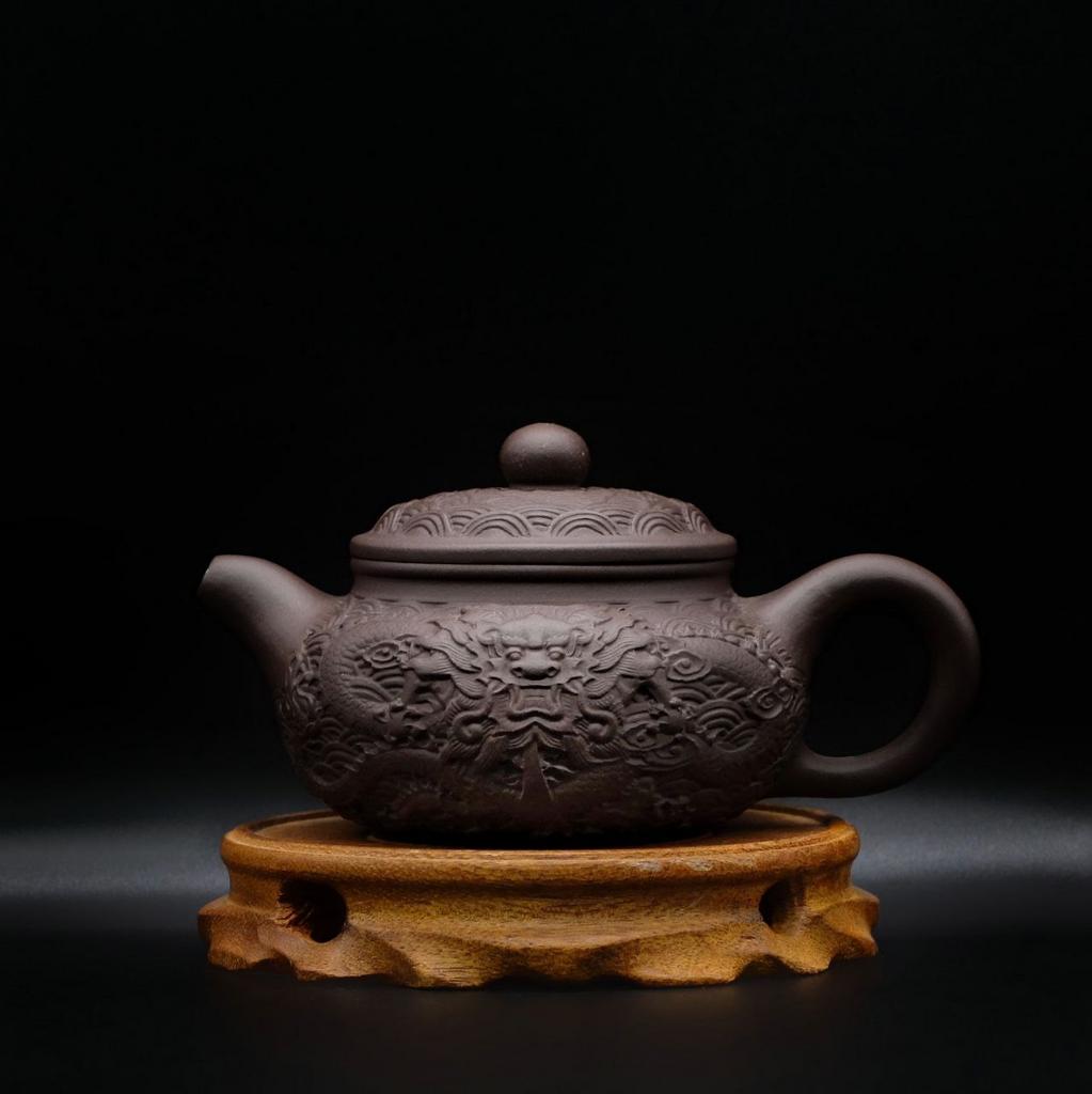 Чайник Фан Гу "Подражание древности" с водяным драконом