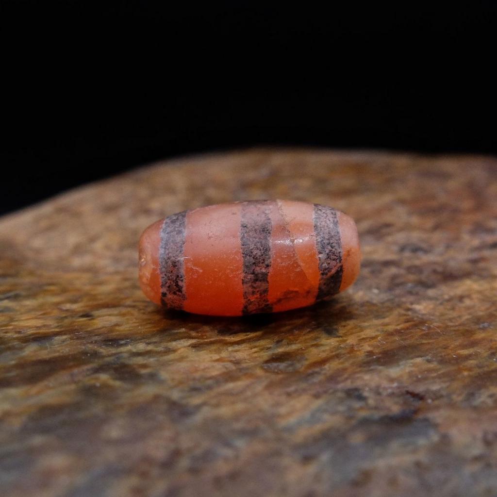 Старинная бусина Дзи Комфортная Жизнь N°3