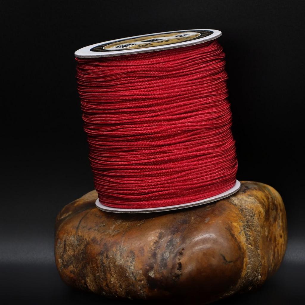 Нить для чёток тёмно-красная 1,5 мм