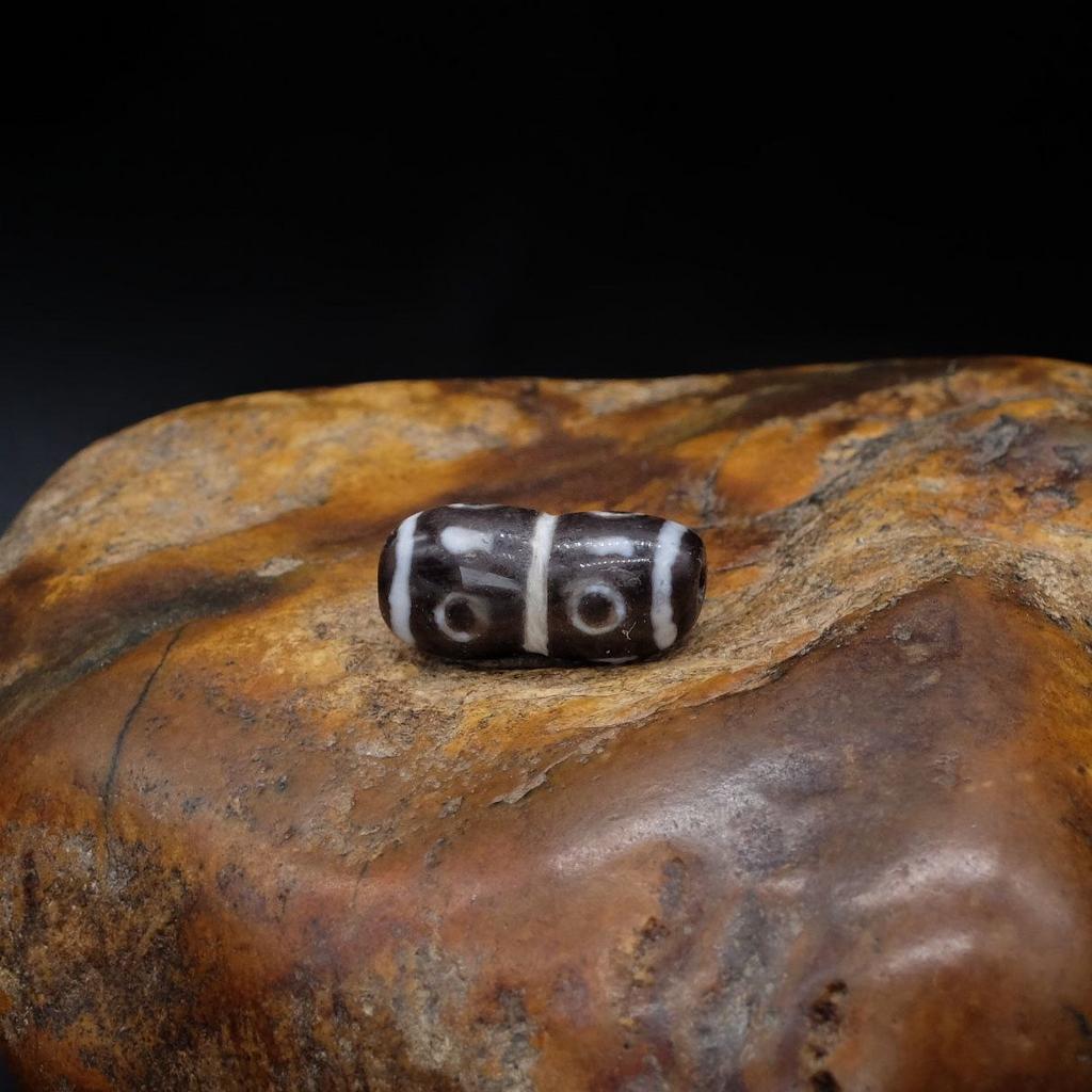 Двойная Бусина Дзи 6 глаз N°92