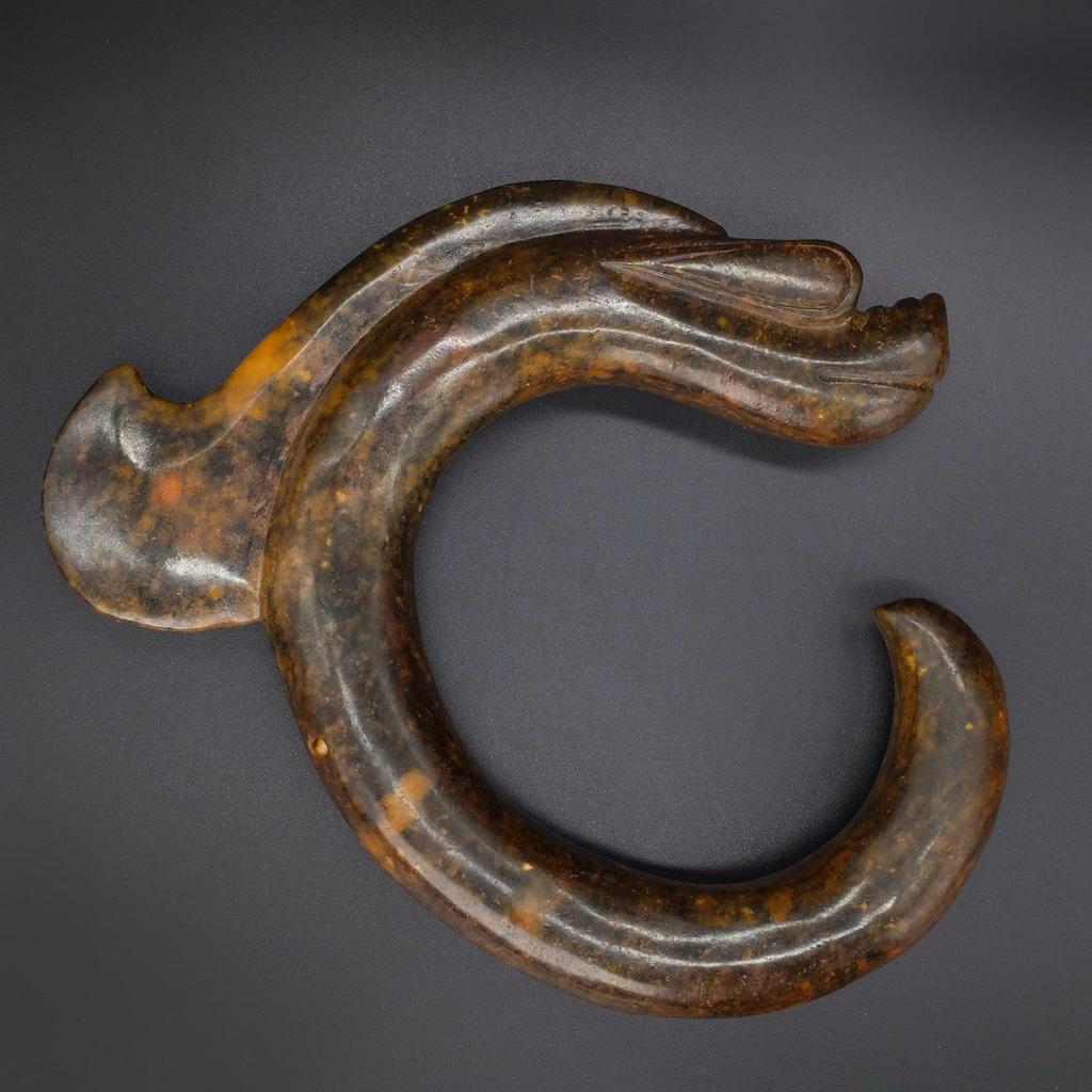 Алтарная фигура Хушаньский дракон