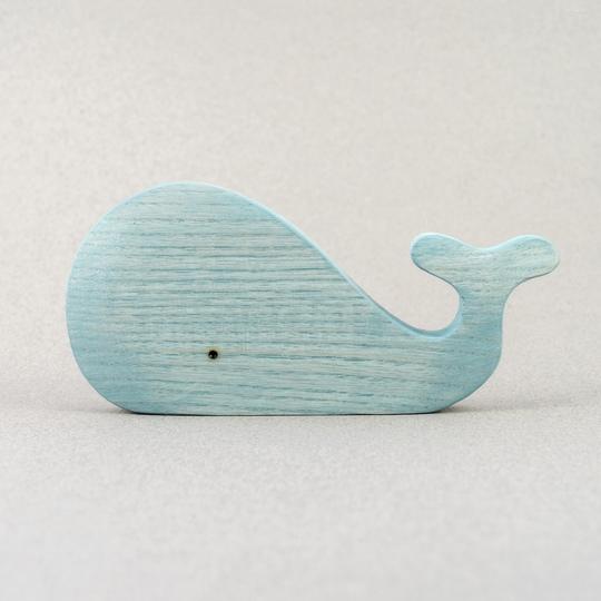 Кит. Деревянная развивающая игрушка.