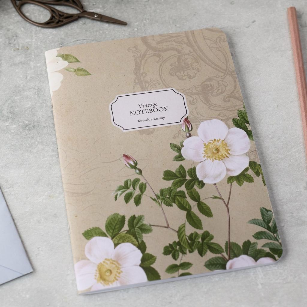 Тетрадь в клетку «White roseship» формат А5