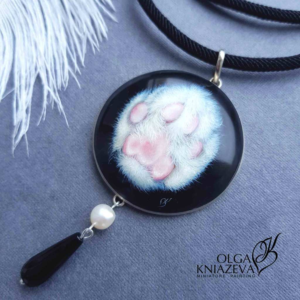 красивое украшение Кошачья лапка -ювелирная живопись фото2