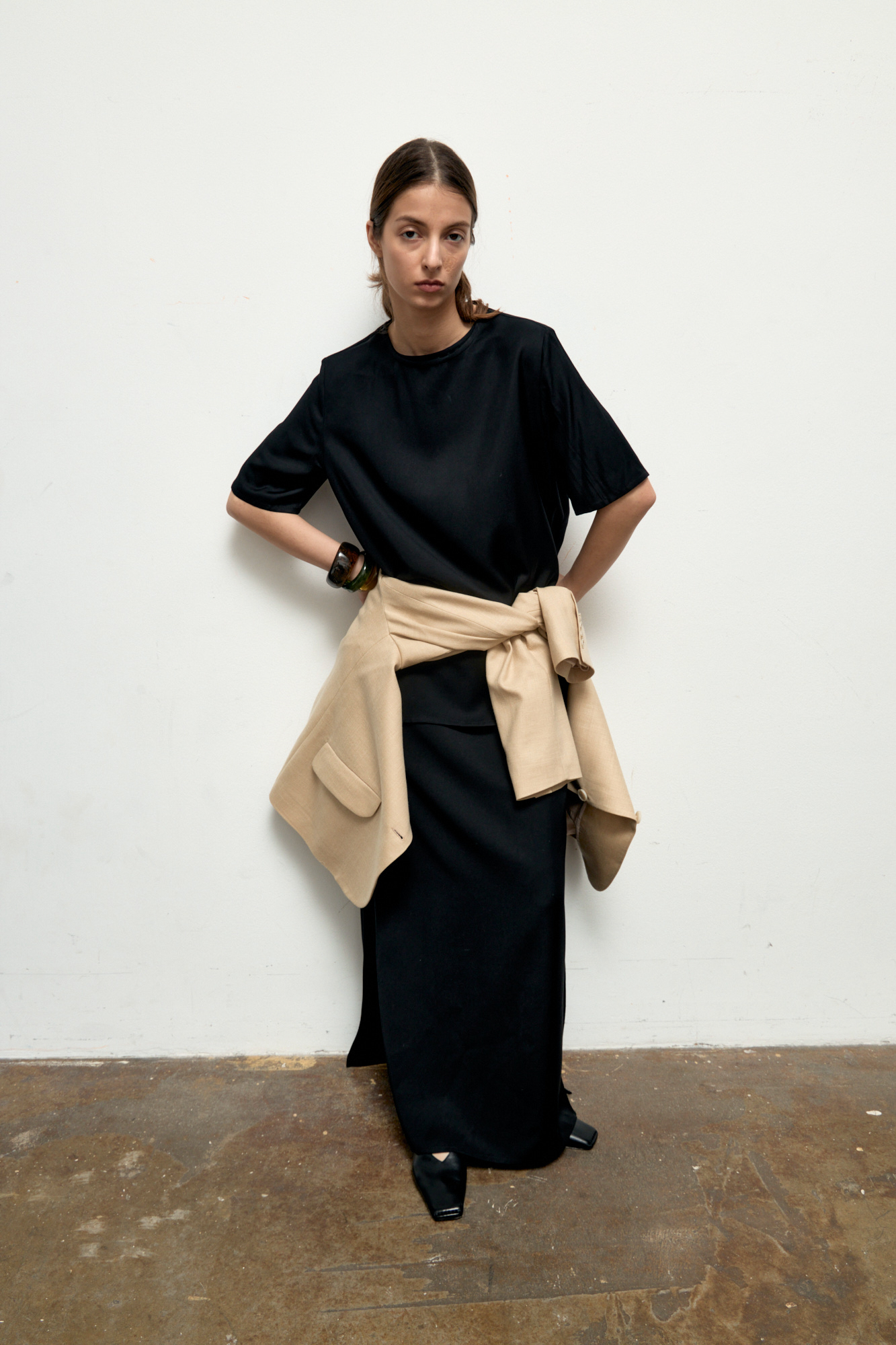 Платье-футболка черное