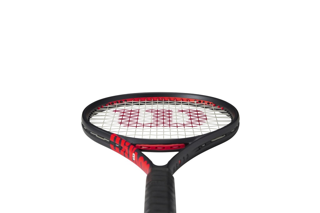 Теннисная ракетка Wilson Clash 100 v3.0 (100", 295 гр., бал. 310 мм)