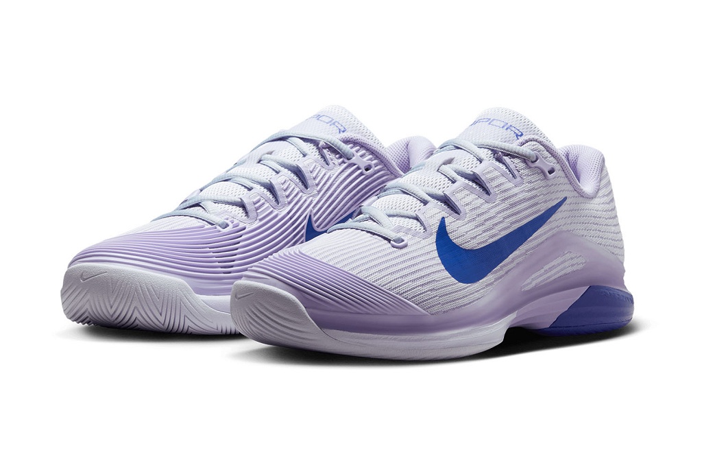 Теннисные кроссовки женские Nike Air Zoom Vapor 12 HC
