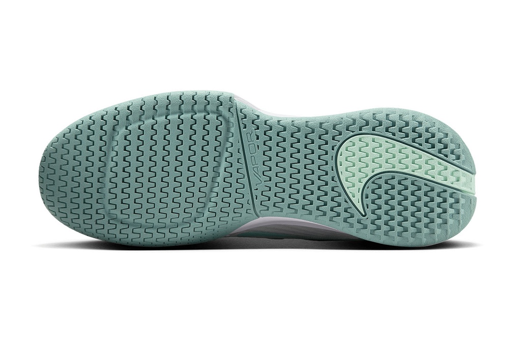 Теннисные кроссовки женские Nike Air Zoom Vapor Pro 3 HC