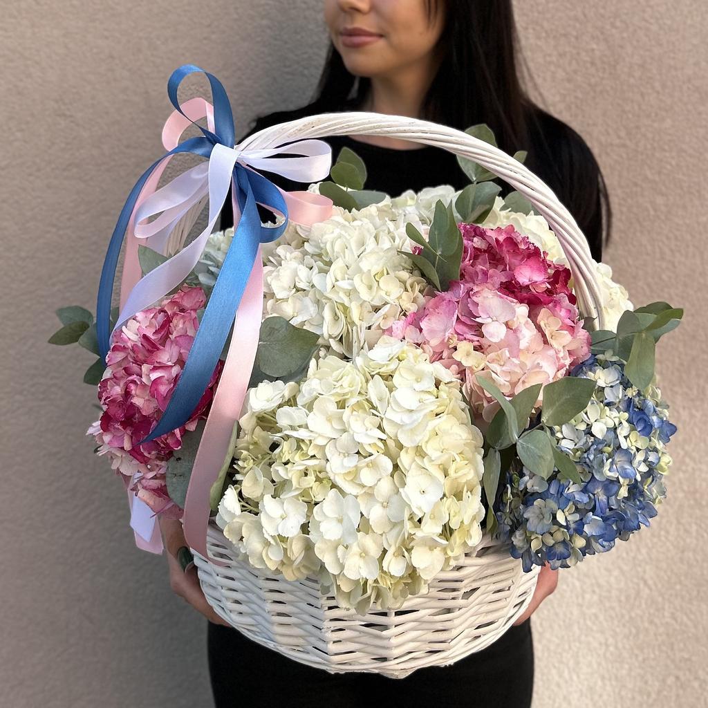 Композиция «Кружевные гортензии»