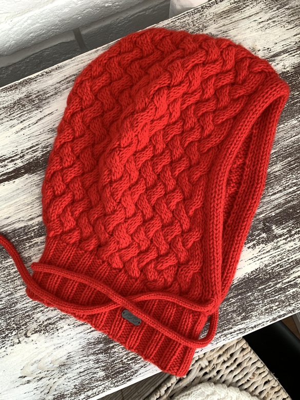 Капор из мериноса