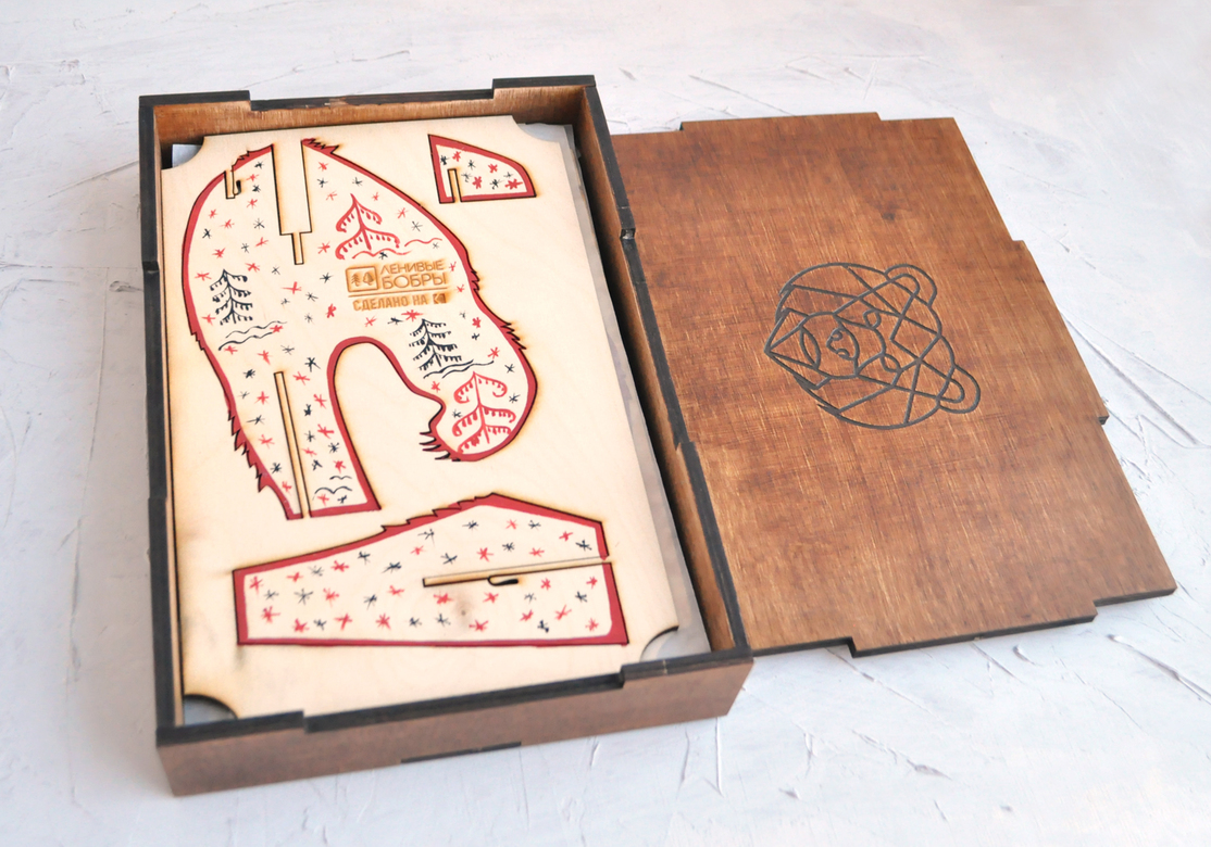 Сборный сувенир с сибирским характером - Медведь Иннокентий - ручная Мезенская роспись