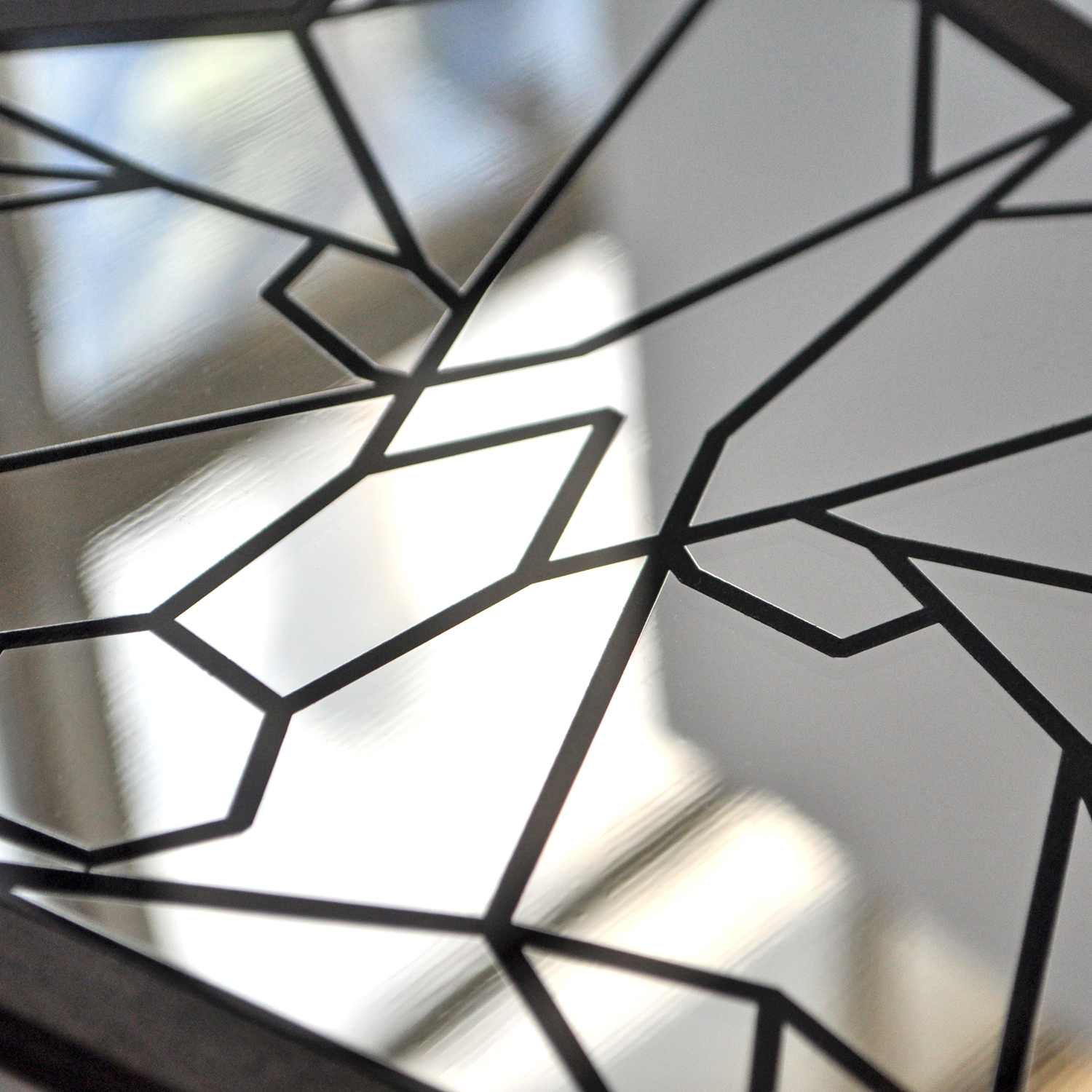 зеркало декоративное неразбивающееся, енот зеркало декоративное, енот зеркало из акрила в деревянной рамке, красивое зеркало голова енота полигональная,