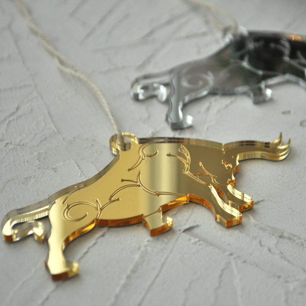 Зеркальный бык - символ года 2021