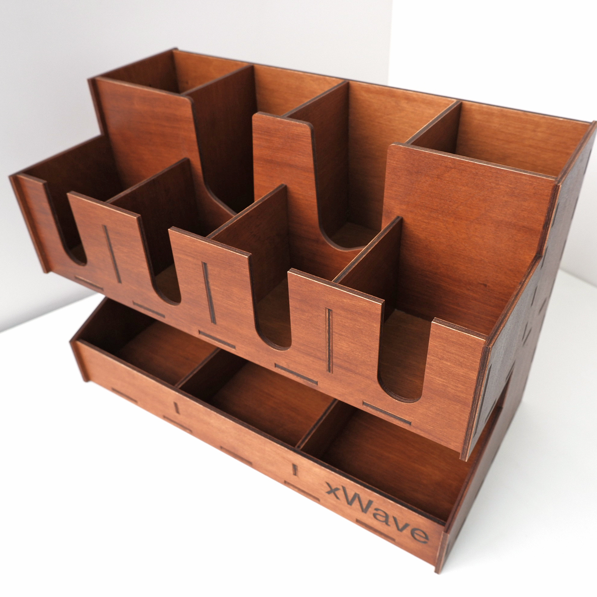 большой кофейный органайзер из дерева с гравировкой логотипа