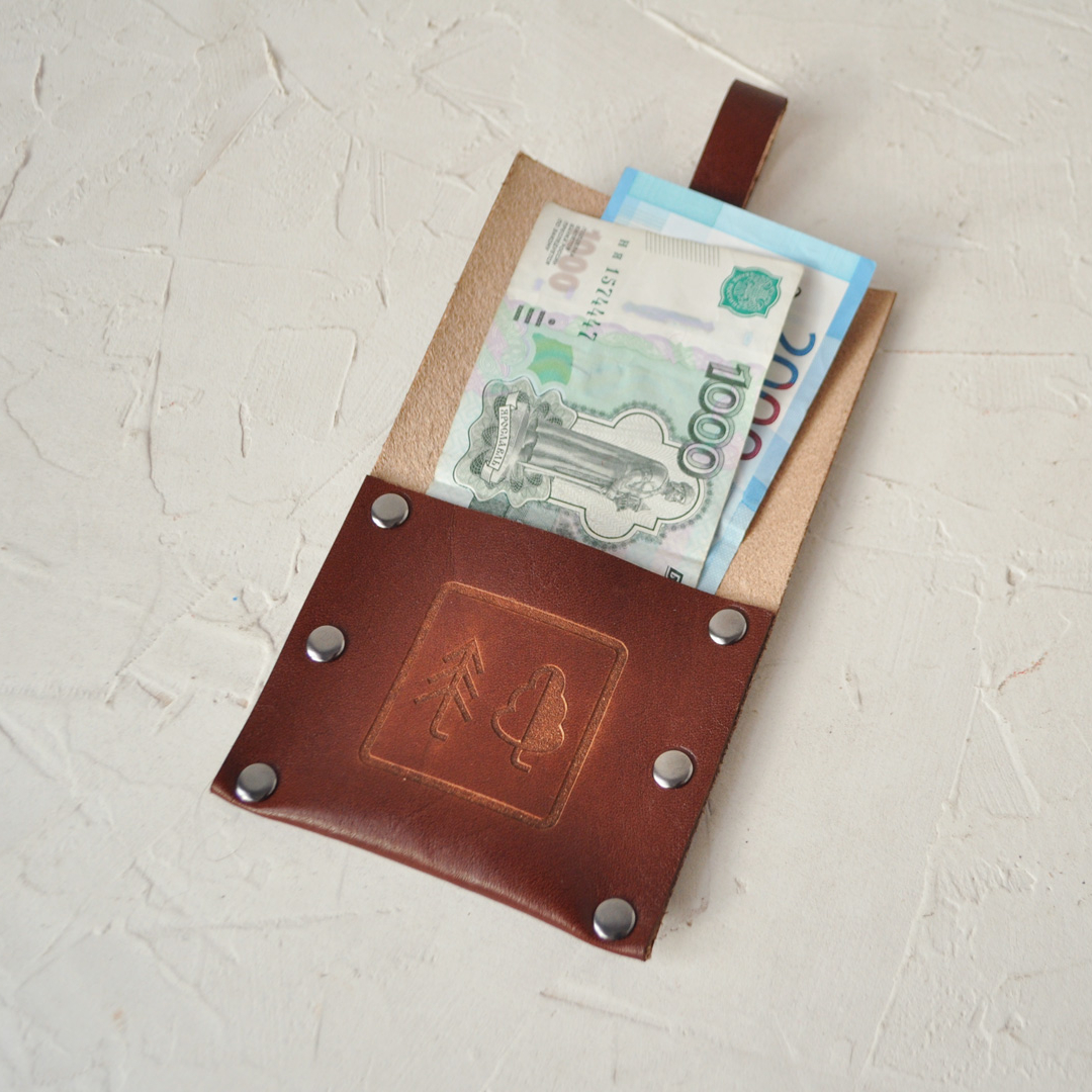 счетница из кожи с кармашком и логотипом на заказ