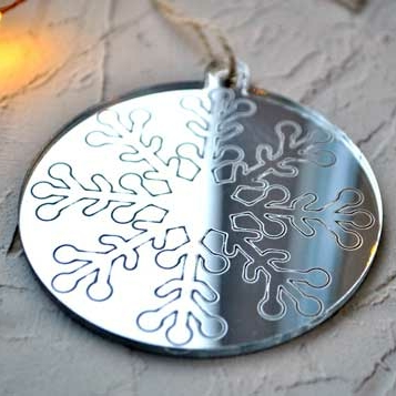 Ёлочная новогодняя игрушка - Снежинка пузырьки - купить необычный сибирский сувенир в подарок на Новый год