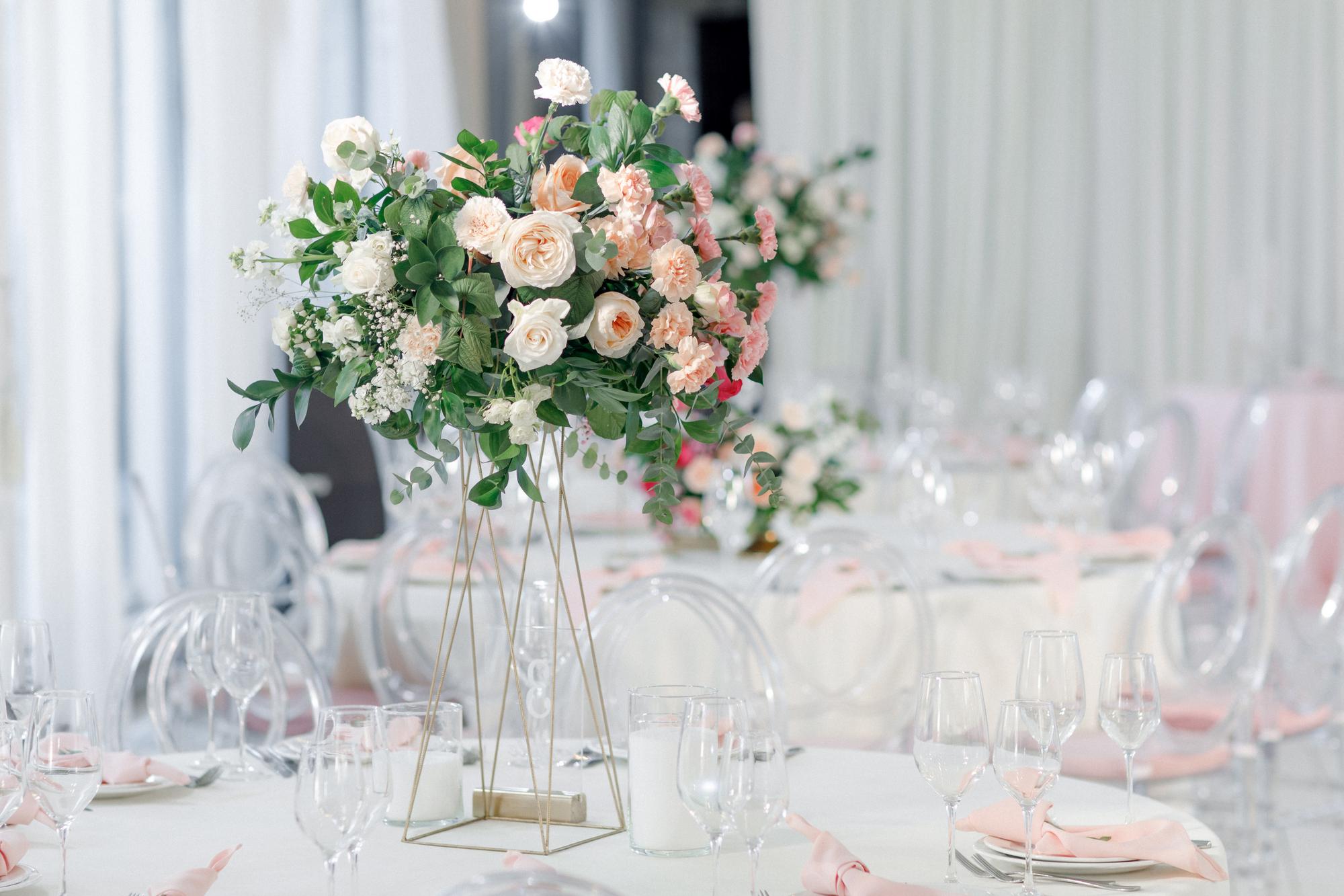 Композиция высокая "Зефир"