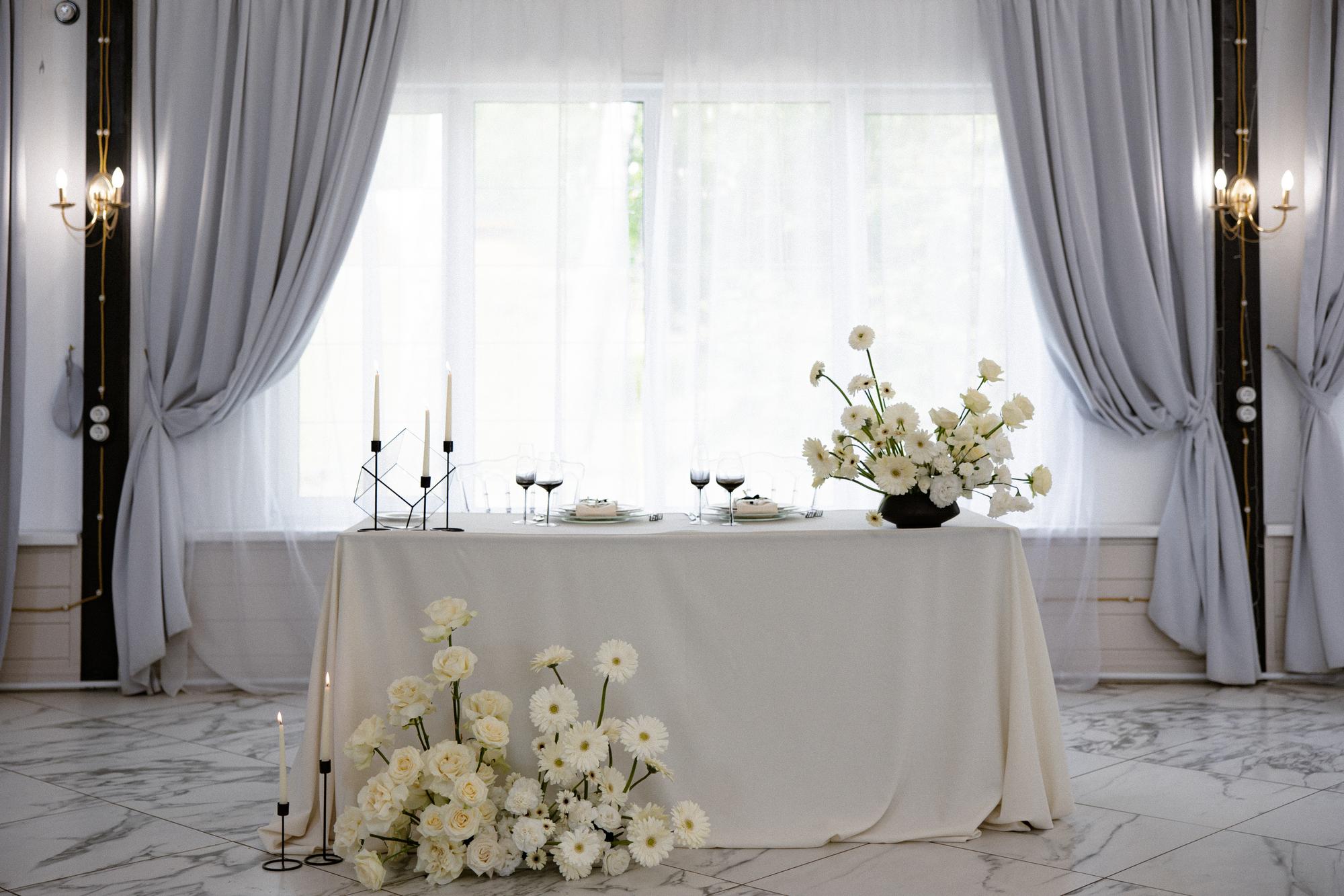 Президиум" Black and White"