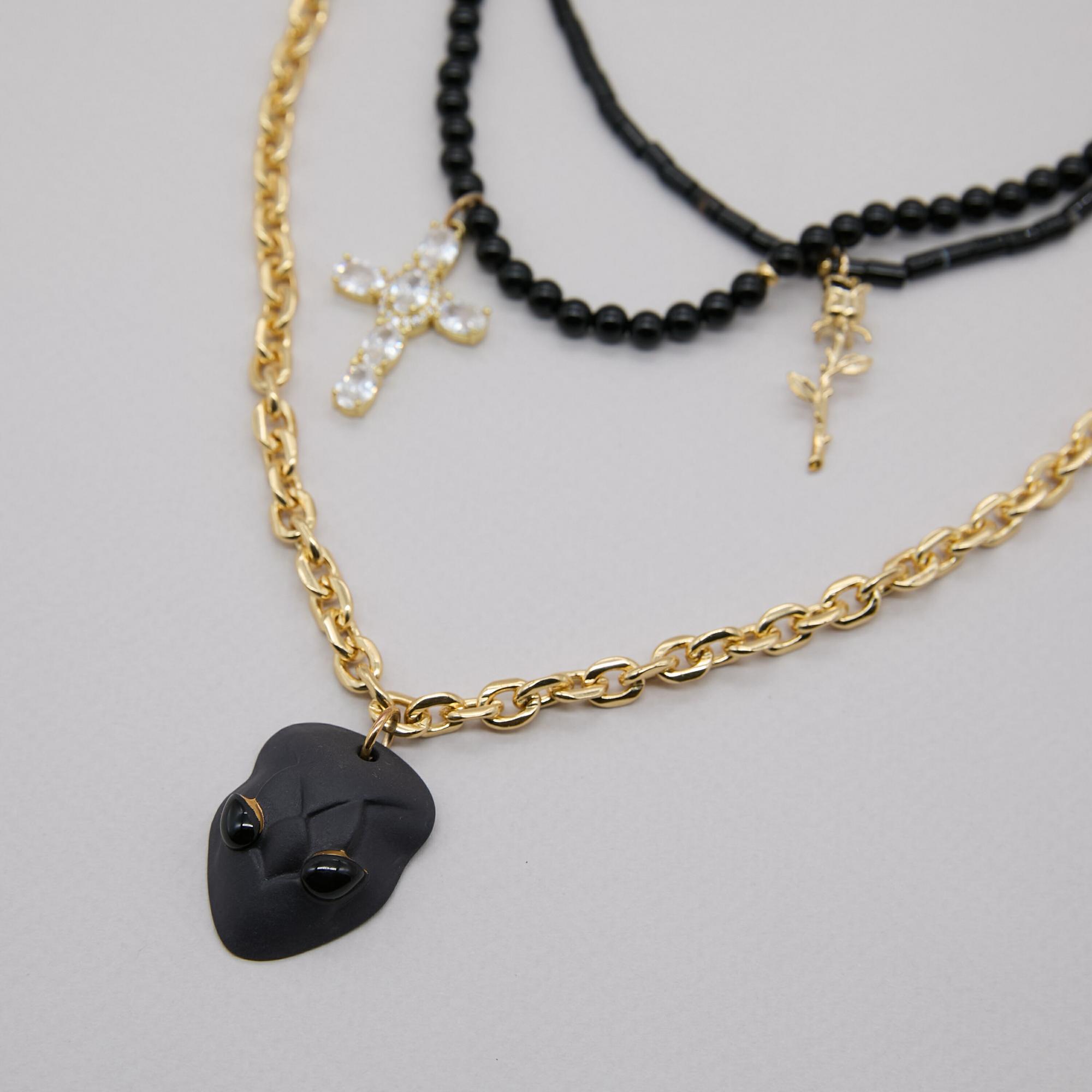 Колье многослойное змея черная с талисманами и бусами из черного агата