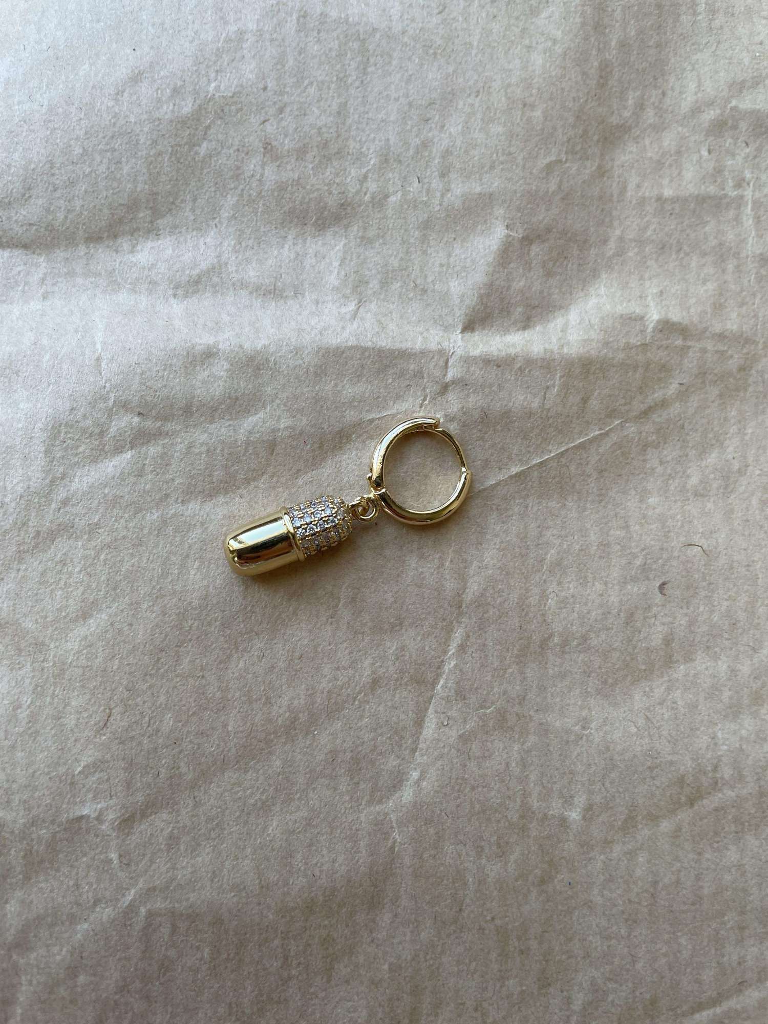 Моно-серьга таблетка white Fromflom