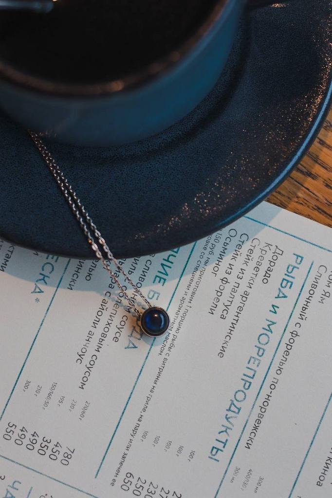 колье с лабрадоритом