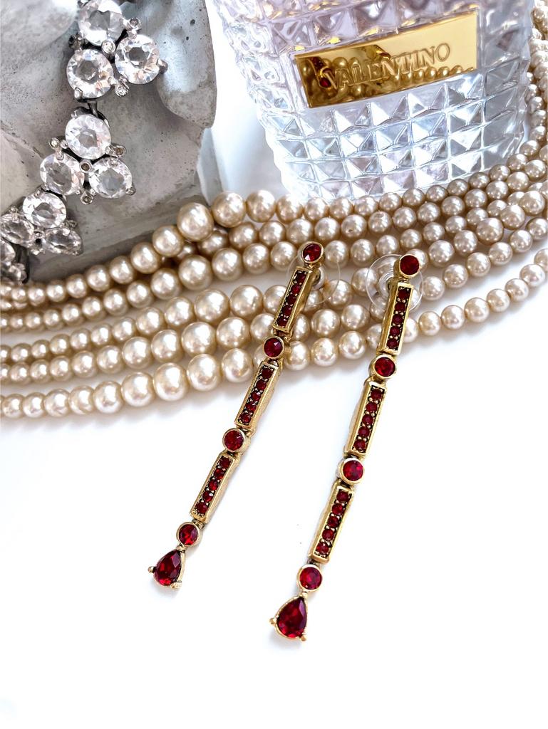 Длинные серьги красные капли