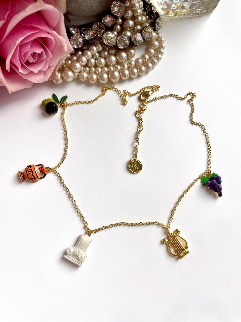 Колье с подвесками в греческом стиле