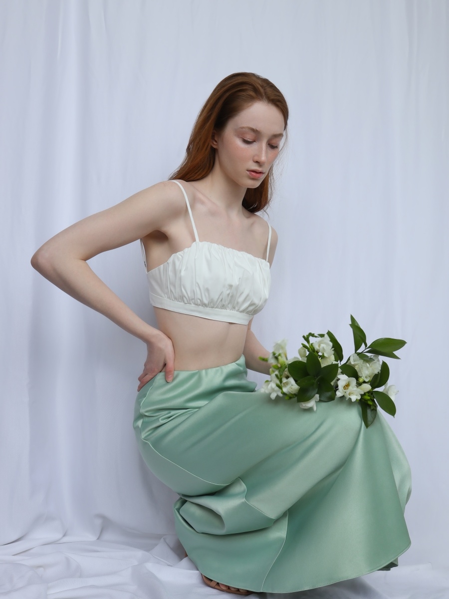 Юбка миди атласная (артикул 15996544/фисташковый)