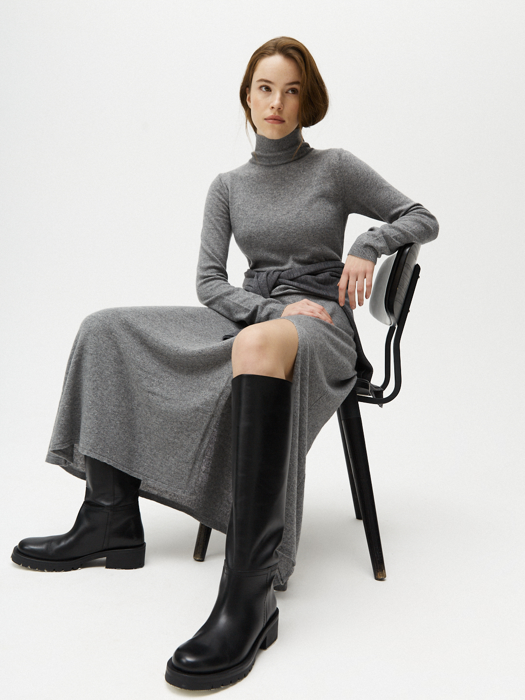 Платье с разрезом из шерсти