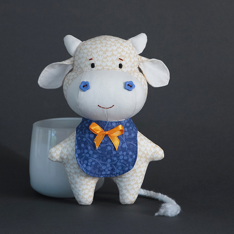 Бычок мягкая игрушка ручной работы
