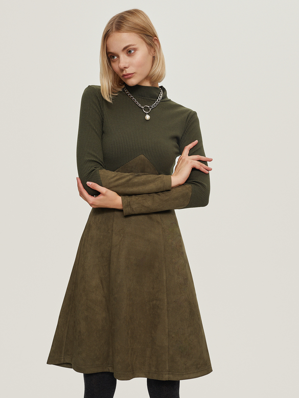 Платье, модель  99138/68