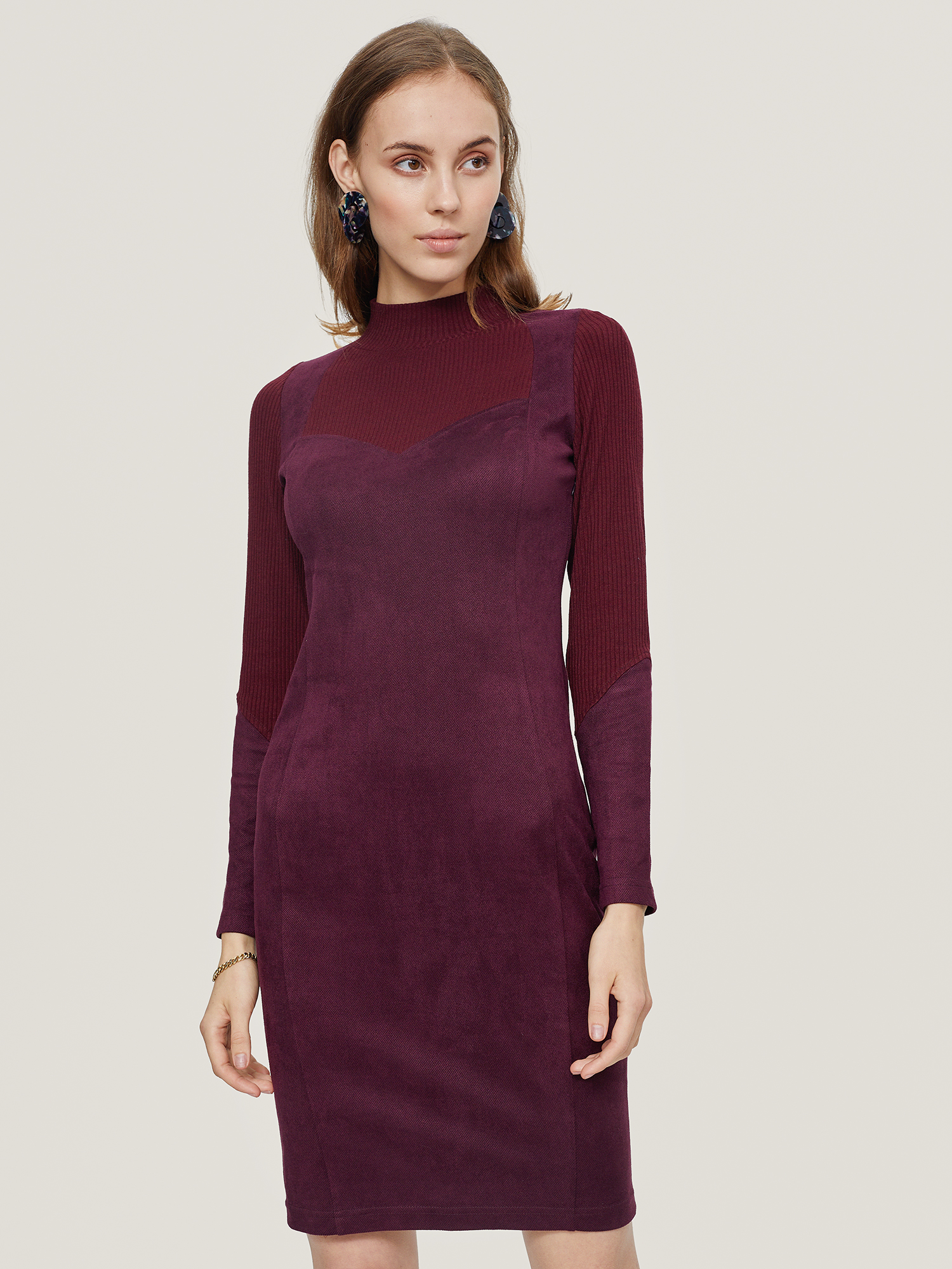 Платье, модель  9914020/84