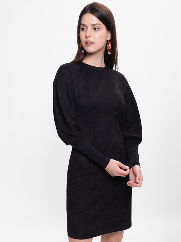 Платье, модель 99179/01