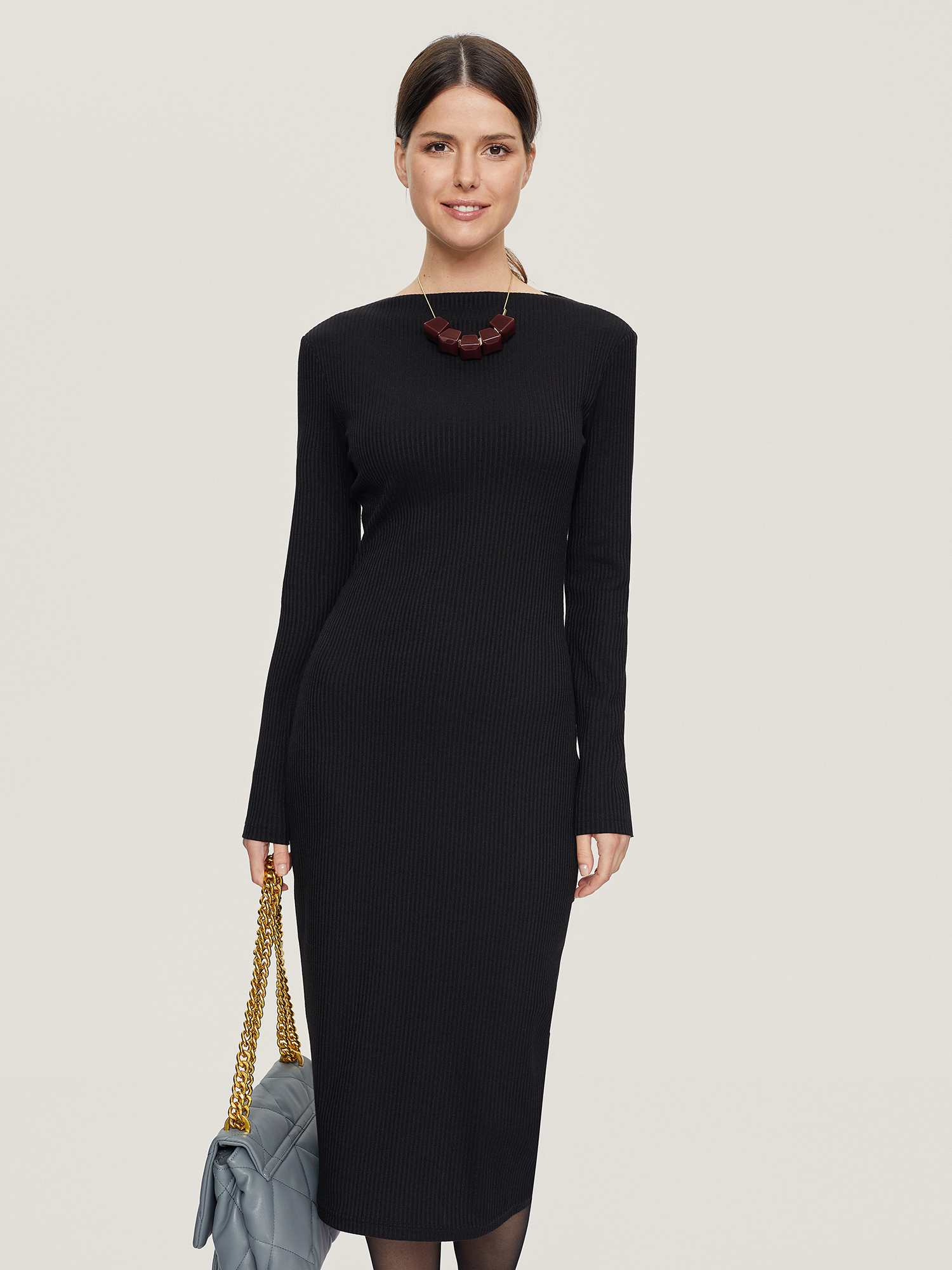 Платье, модель 9902520/01