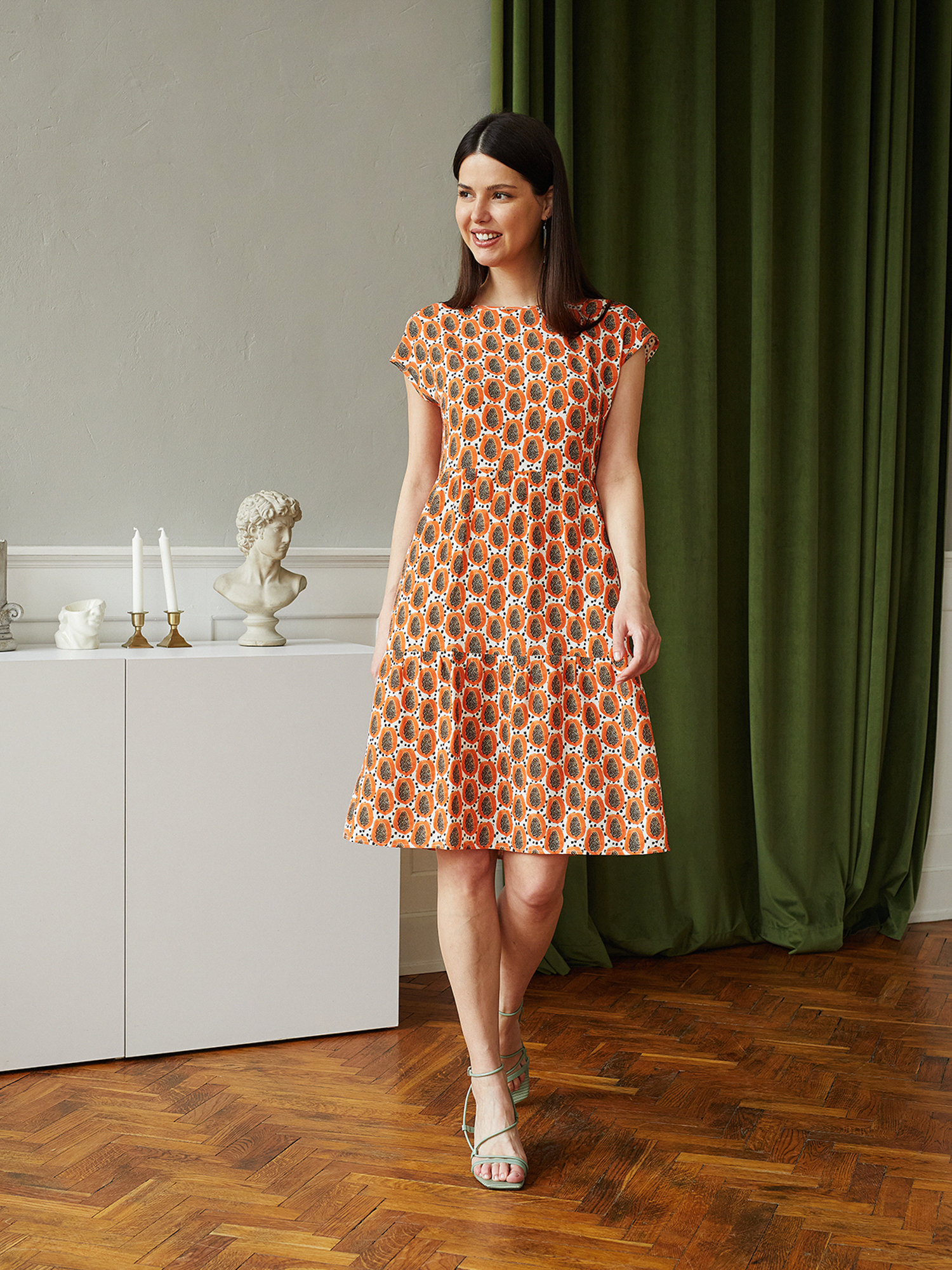 Платье, модель 99262/0402