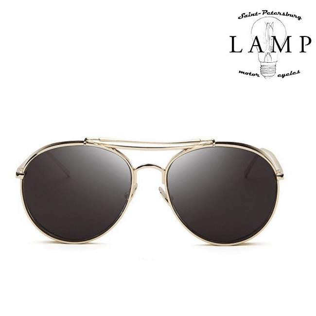 A drop glasses 825
