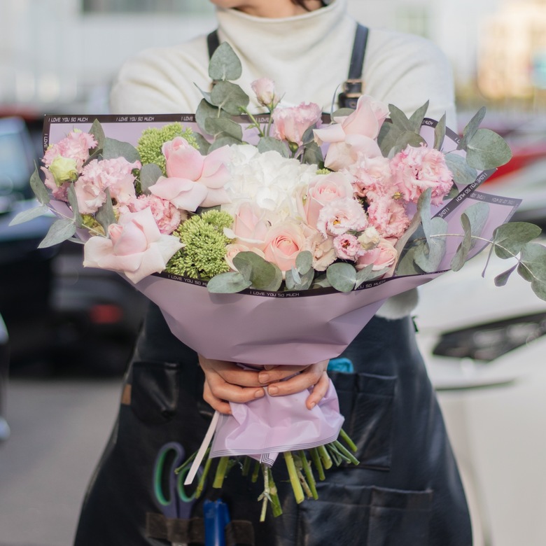 Букет с седумом, розой и гортензией 0160