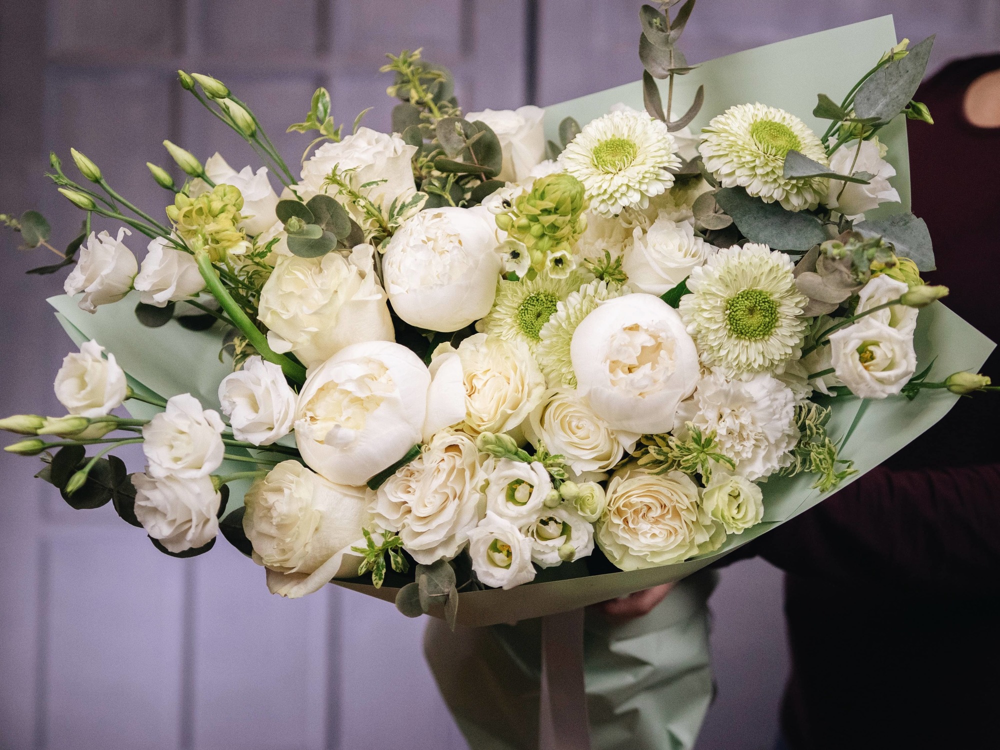 Букет с пионом, эустомой и гермини 0320