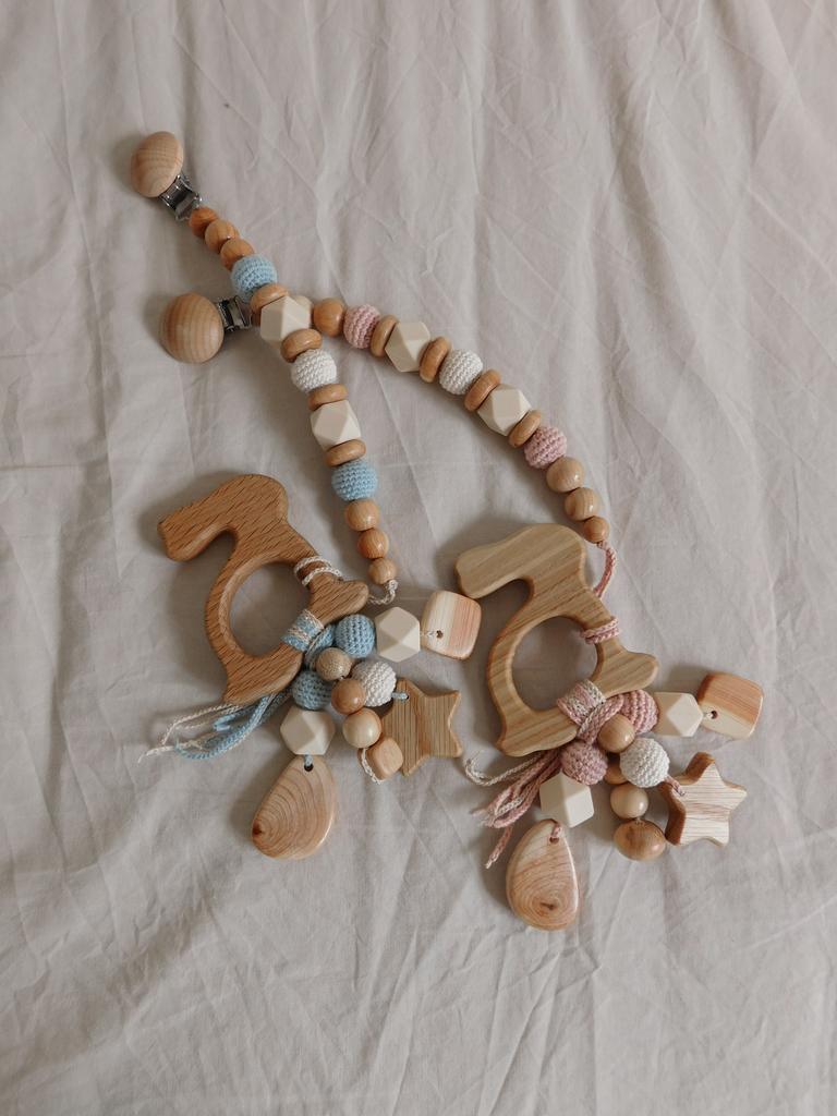 Деревянный грызунок погремушка