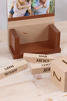 ВЕЧНЫЙ КАЛЕНДАРЬ С РАМКОЙ ДЛЯ ФОТО