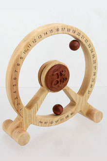 НАСТОЛЬНЫЙ КАЛЕНДАРЬ С  МАГНИТНЫМИ ВЫДЕЛИТЕЛЯМИ