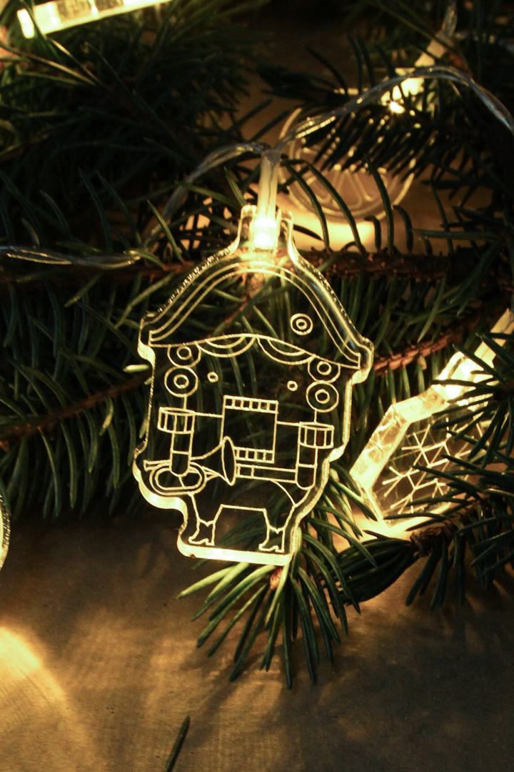 ГИРЛЯНДА "ЩЕЛКУНЧИК"