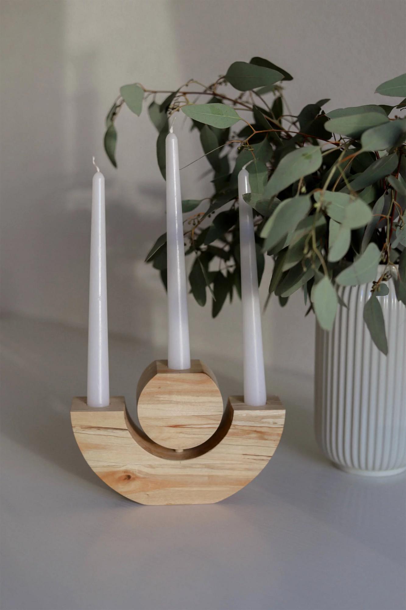 ПОДСВЕЧНИК ДЛЯ ТРЁХ СВЕЧЕЙ