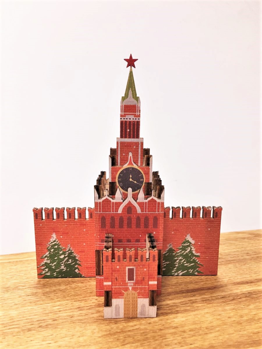 СПАССКАЯ БАШНЯ