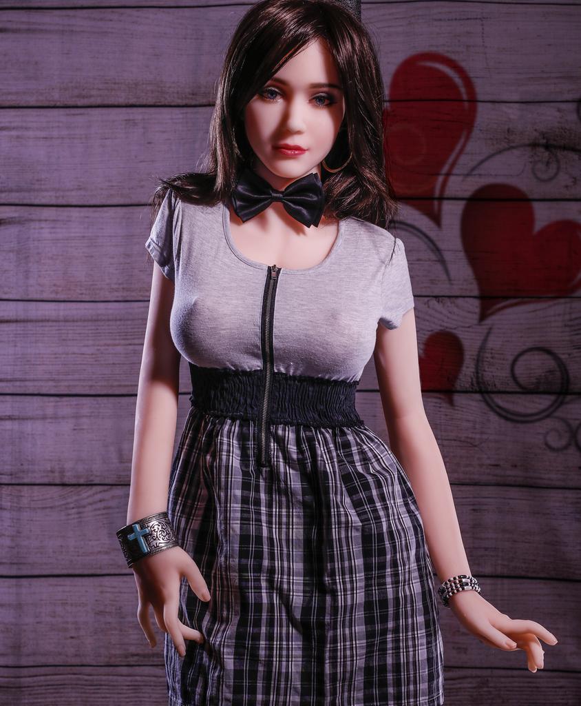 Реалистичная секс кукла HR Dolls из ТПЕ 161 см - Barbara