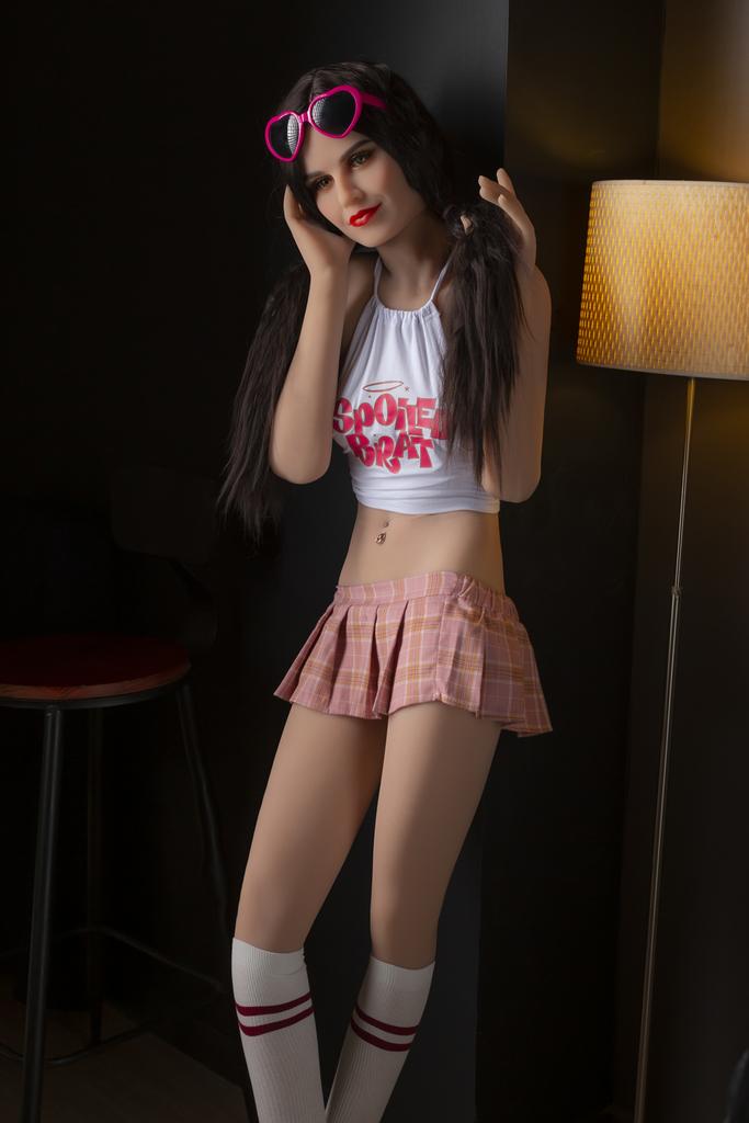 Реалистичная секс кукла HR Dolls из ТПЕ 166 см - dzhianna