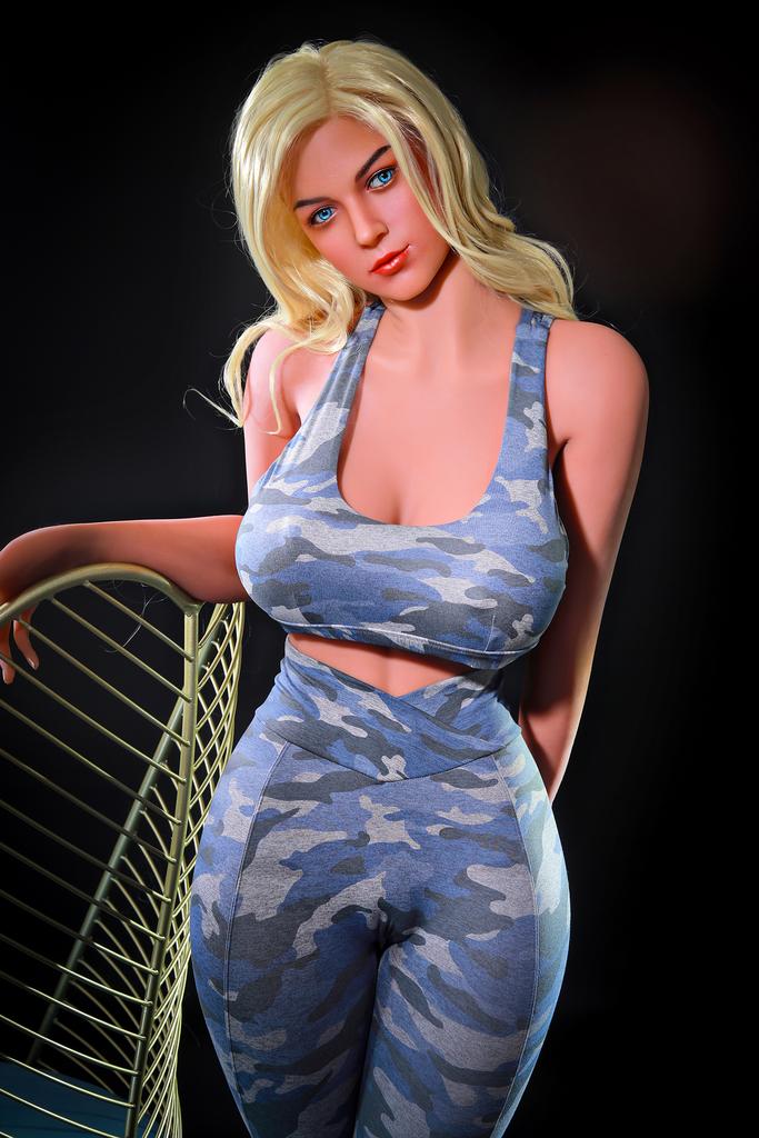 Реалистичная силиконовая / ТПЕ секс кукла SY doll 170 см - lika