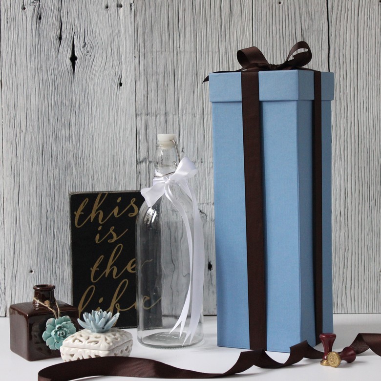 Коробка под бутылку, однотонная